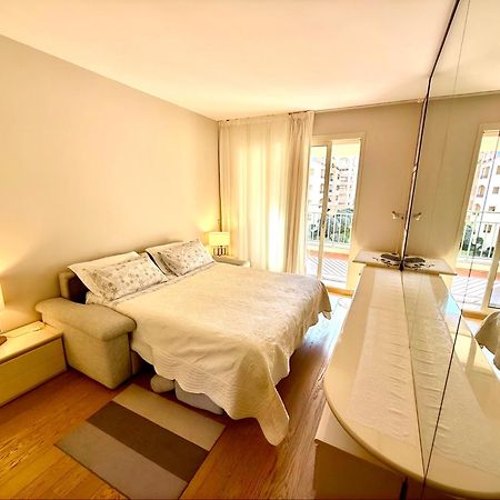 Monaco, Elegant & Quiet Renovated Apartment, In Fontvieille District, With Terrace & Pool, 15Min Walk To Port Hercule モンテ・カルロ エクステリア 写真