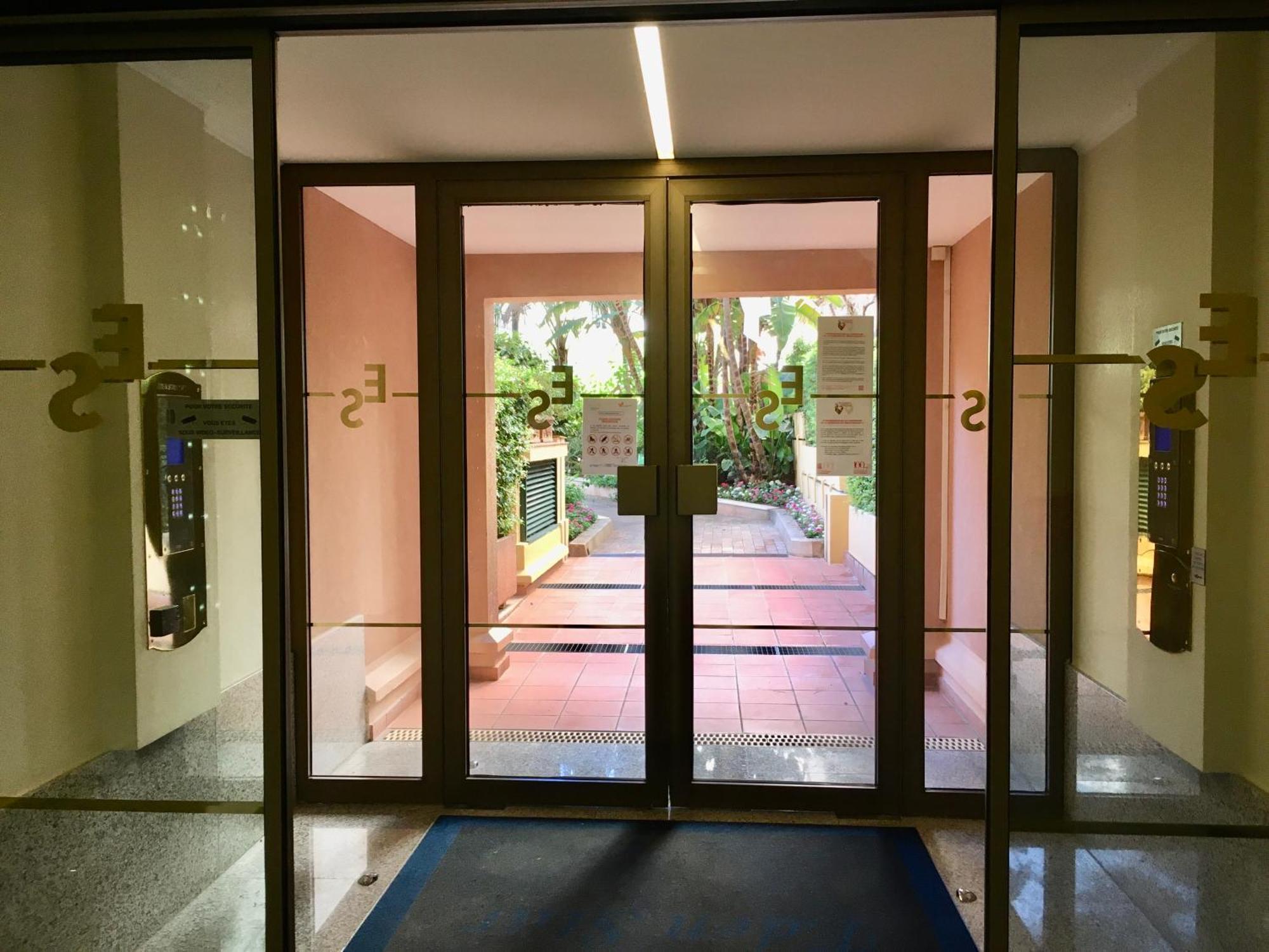 Monaco, Elegant & Quiet Renovated Apartment, In Fontvieille District, With Terrace & Pool, 15Min Walk To F1 Grand Prix エクステリア 写真