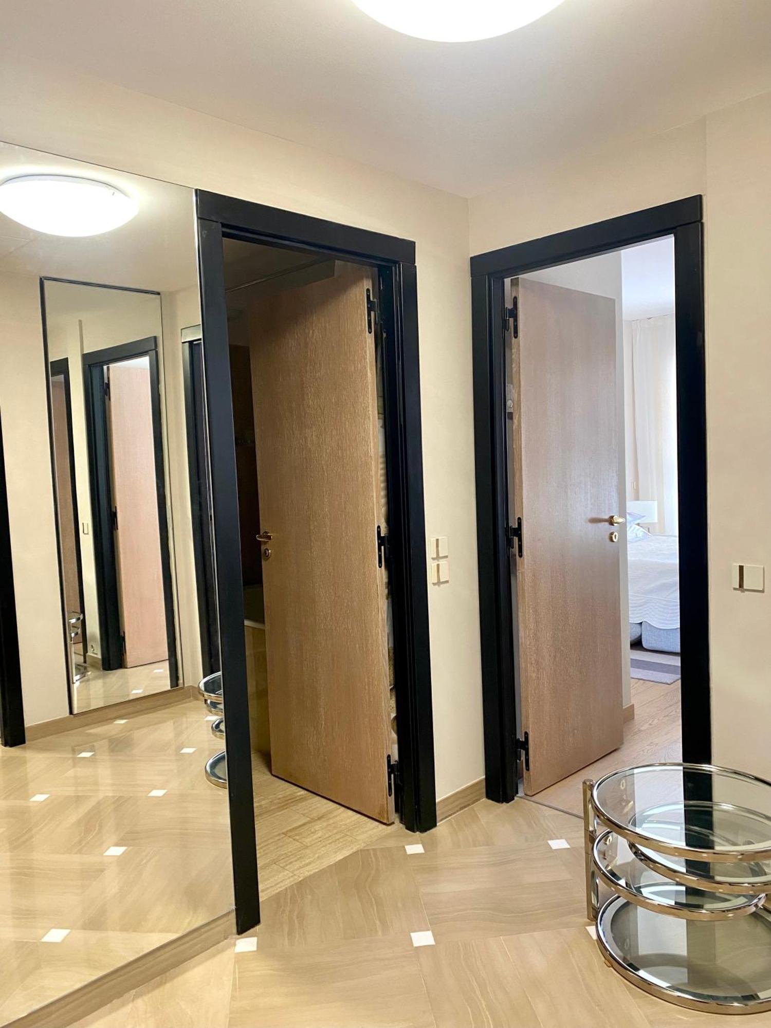 Monaco, Elegant & Quiet Renovated Apartment, In Fontvieille District, With Terrace & Pool, 15Min Walk To Port Hercule モンテ・カルロ エクステリア 写真